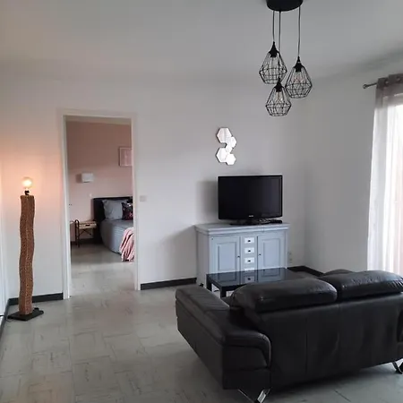 Ruthen'stay 1 Bedroom Apartment *